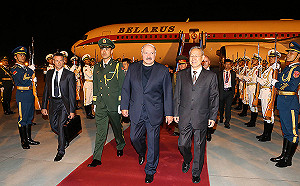 歐洲最後獨裁者盧卡申科座機  200萬美元拍賣ing