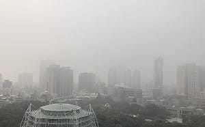 中南部一片灰濛濛！嘉義驚見輻射霧