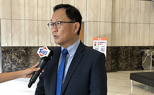 小野挺其邁 丁陣營補刀「政治亂倫!」