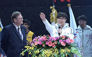 IESF》BEBE代表選手宣誓！開幕式精彩登場 