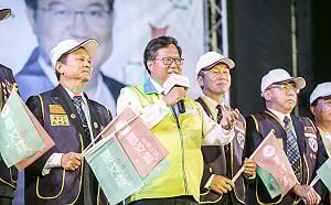 韓國瑜桃園助選對選情有壓力？鄭文燦：市民才是真正的A咖