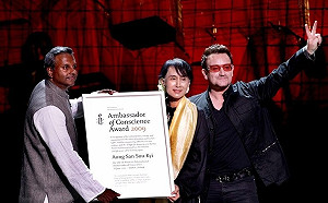 翁山蘇姬挨轟冷血  國際特赦組織怒收良心大使獎