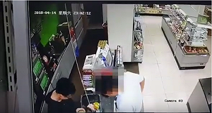 （影）軍事迷趁「火」打劫 竊死者信用卡10日刷遍全台逾200筆