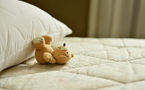 市售枕套3成不合格！消基會提醒：「商品檢驗標識」看清楚