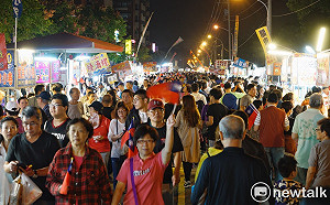 韓國瑜岡山造勢人潮商機 「香腸瀑布」「速食龍頭」摻一咖