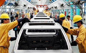 10月下跌一成多 中國汽車產業下滑壓力加大