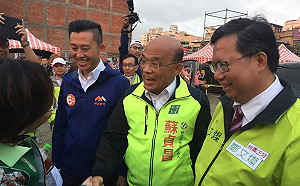 蘇貞昌、鄭文燦、林智堅首次合體車隊掃街 　讓民眾看到「不同執政價值」