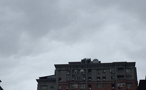 今夜變天！鋒面接近東北部降雨機率高