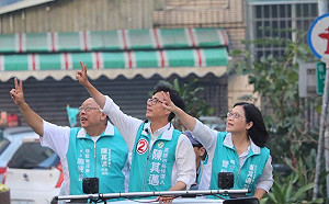 高雄市長再辯一場？PTT鼓譟：選前之夜隔空連線再戰