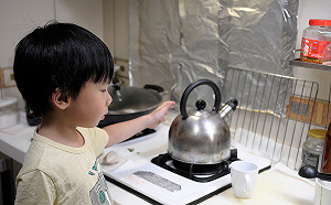 兒童燙傷別輕忽！水泡面積逾10元硬幣應立即就醫