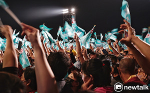 小輸韓國瑜  陳其邁競選總部支持者香案祈福