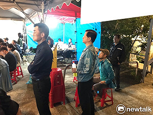 北市選情膠著  柯P支持者緊張守候