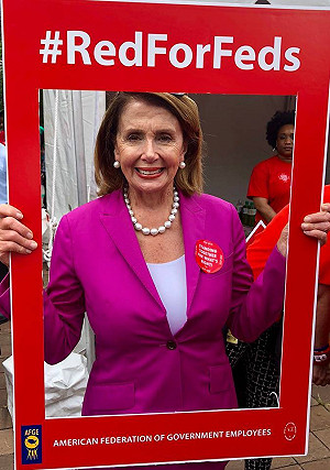 北京剋星斐洛西通過提名  角逐回鍋美眾院議長