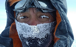 超乎想像的暴風雪　南極點長征隊預計半夜趕路(影)