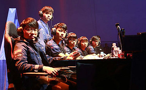 《傳說對決》不敵AWC冠軍ahq　閃電狼小組賽出師不利吞敗