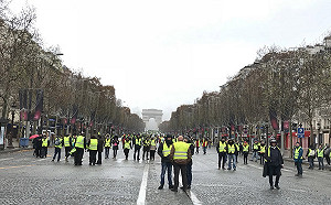 黃背心之亂重創法國經濟 旅館、餐飲業生意下滑