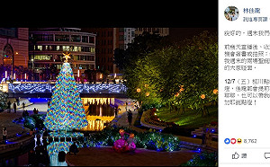 (影)林佳龍柳川簽書會大排長龍 直播介紹最美河岸