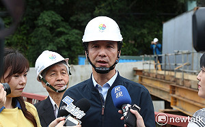 綠委質疑華為贊助新北 朱立倫：民進黨真的要走出恐共問題