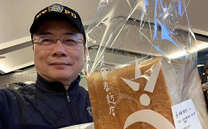 氣氣台獨份子！蔡正元衝吳寶春店：中國台灣的麵包當然要吃