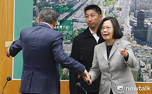 蔡柯會》蔡柯消失的10分鐘 柯文哲解密：都是張景森在講