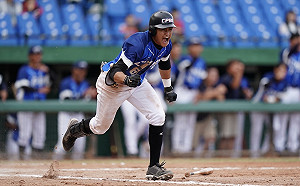 冬季聯盟／火力串聯逆轉社會人  中職聯隊驚險守住勝利