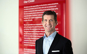 嬌生遭爆隱匿爽身粉含石綿 市值蒸發逾兆元