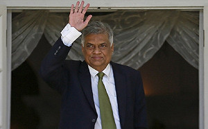 斯里蘭卡親中總理下台  60天雙總理政爭落幕