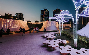 台中聖誕新亮點！曲牆光影秀＋浪漫空中花園超好拍