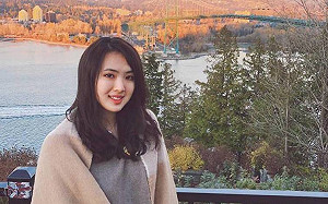 欽點接班人探孟晚舟？華為小公主姚安娜現身溫哥華