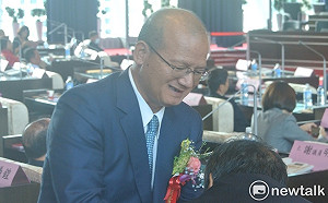 台中市議長選舉 國民黨張清照40票當選