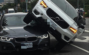 9555騎上9555純巧合? 原來背後故事不單純