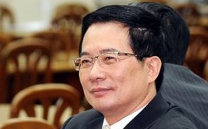 「黑」郭？！蔡正元四提中影案 要郭台銘先查親弟弟