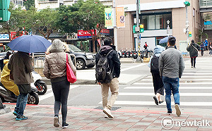 強烈大陸冷氣團來襲！氣象局：北台低溫下探10度