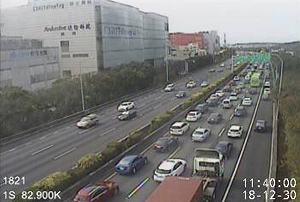 元旦連假次日　國道多路段時速不到40公里