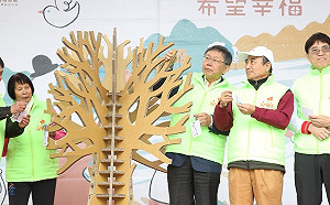 蔡英文稱豬瘟不合作何來一家親  柯P：若心有芥蒂講甚麼都沒用