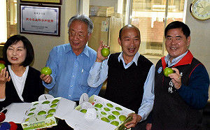 韓國瑜拋「兩個不要懷疑」 稱兩岸關係是生死大事