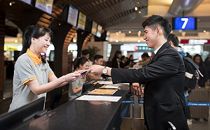 背包客逛世界》購買便宜機票5個小撇步 隱藏風險一次告訴你！