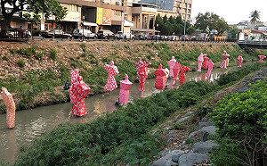 網友直呼太恐怖！台灣燈會撞臉「鬼娶親」主辦單位急撤