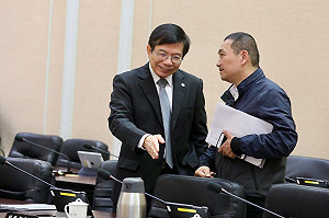 侯友宜促中央速設汐止、五股國道匝道