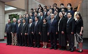 新舊內閣尚未交接　已有3位閣員表達「不留任」之意