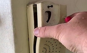 電話不能打？原來裡面塞滿XX屍體