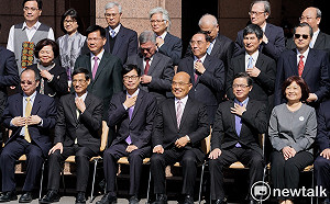 回鍋首次主持臨時院會 蘇貞昌：蔡英文未過問內閣名單