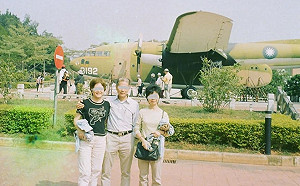 二手底片機洗出老照片　「超級任務」上網尋人一天就找到