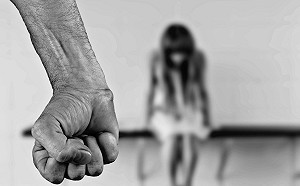 男子猥褻女童遭「家屬怒動私刑」  送醫不治活活打死!