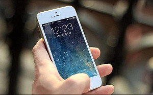 iphone折疊機有著落？傳三星已將面板樣本寄給蘋果