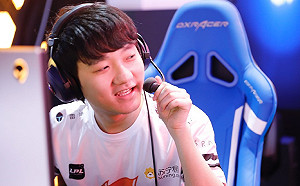 《英雄聯盟》三狼相會！SwordArT：Maple捧場送頭給Karsa