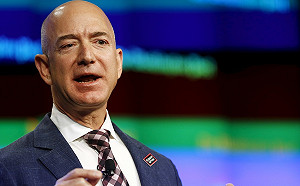 貝佐斯阻《華郵》美選表態惹議  掀起20萬退訂潮  