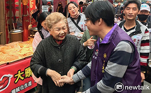 韓國瑜幫對手站台  陳思宇：藍綠每天都有大咖  我們已無感  