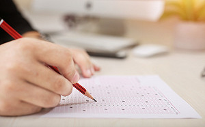 學測整體中間偏難  「英文寫作」決戰關鍵！