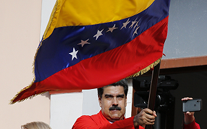 不滿川普挺反對派自立總統  馬杜洛宣布與美斷交  群眾與警爆衝突